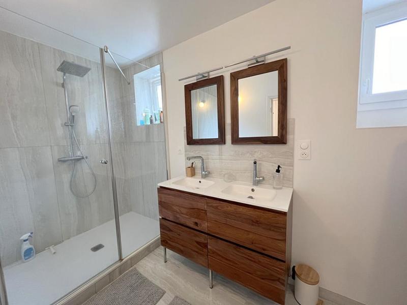 Maison - 163 m² - 7 pièces