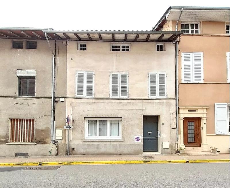 Maison de village - 180 m² - 7 pièces