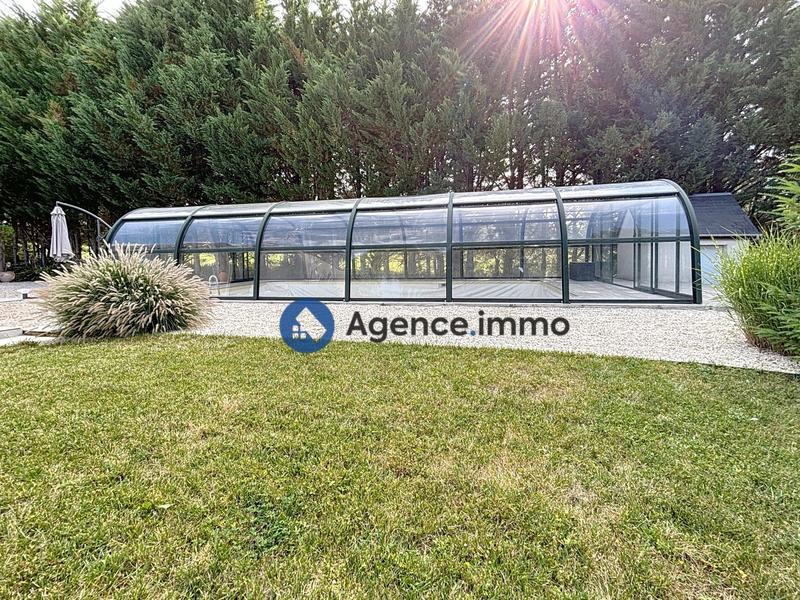 Maison - 192 m² - 6 pièces