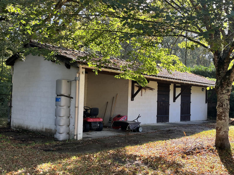 Maison - 205 m² - 8 pièces