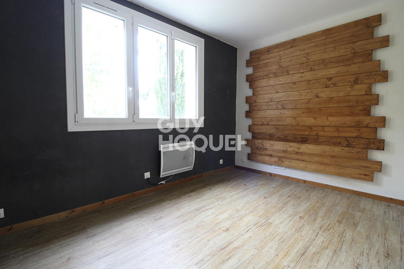 Maison - 178 m² - 8 pièces