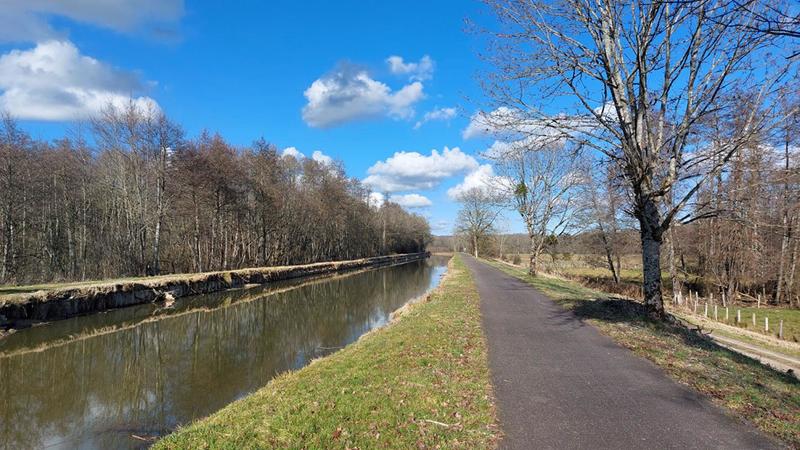 Maison - 228 m² - 6 pièces