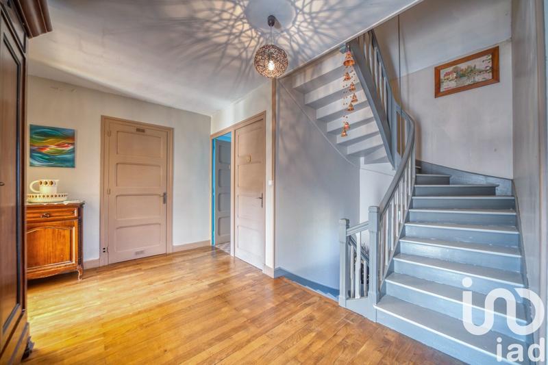 Maison - 365 m² - 12 pièces