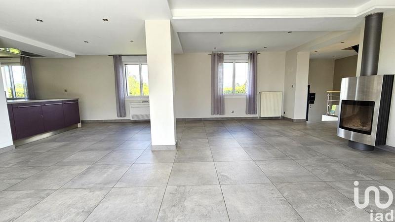Maison - 145 m² - 5 pièces