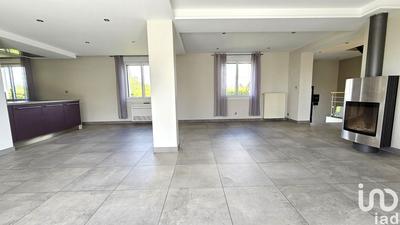 Maison - 145 m² - 5 pièces