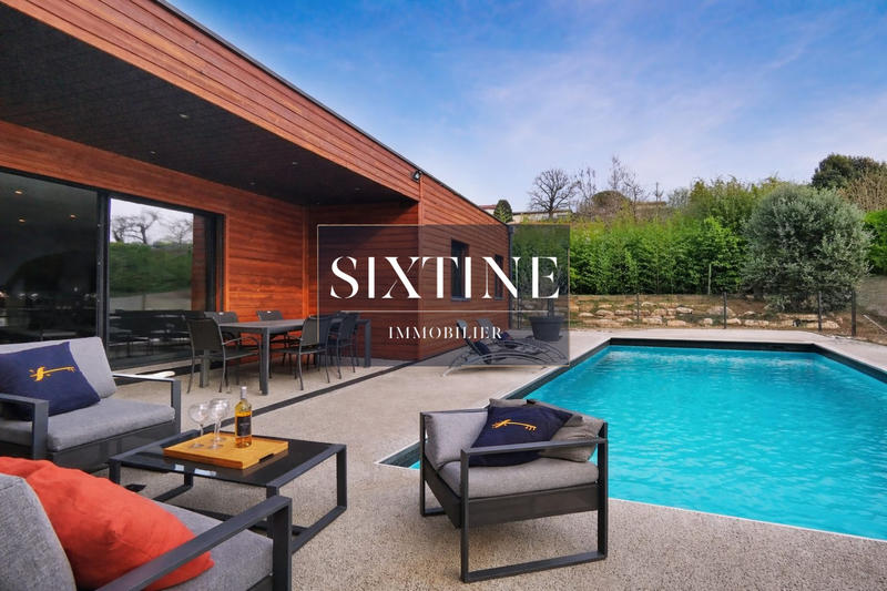 Maison - 138 m² - 5 pièces