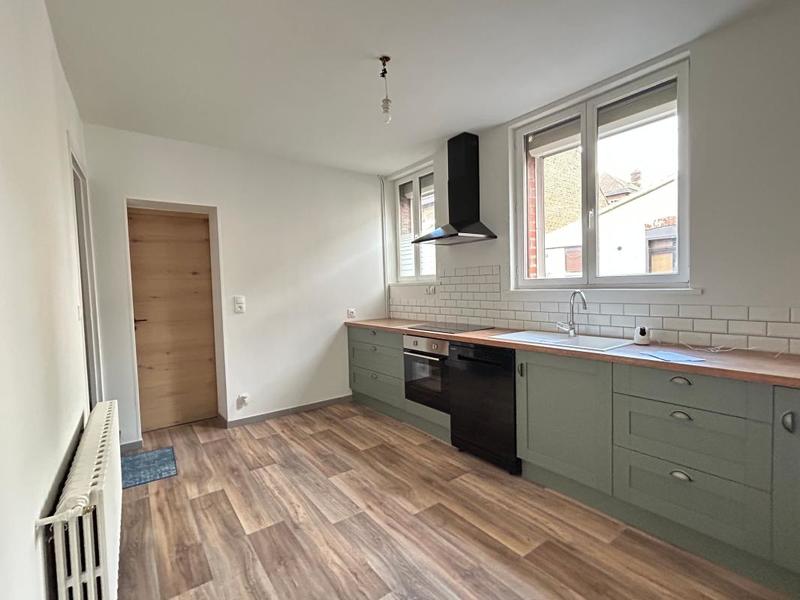 Maison - 97 m² - 4 pièces