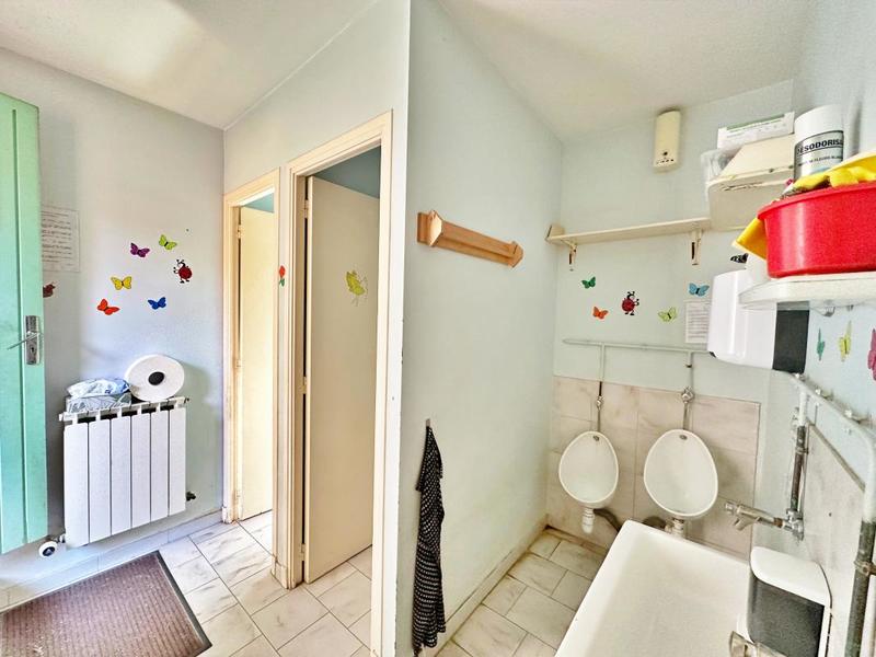 Immeuble - 237 m² - 10 pièces