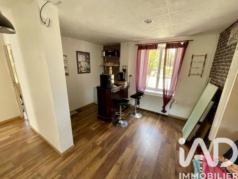 Maison - 220 m² - 8 pièces