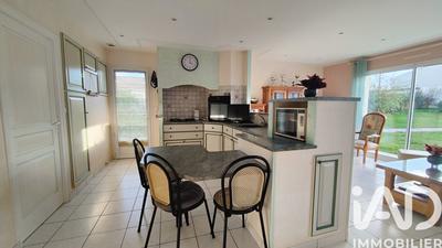 Maison - 104 m² - 5 pièces