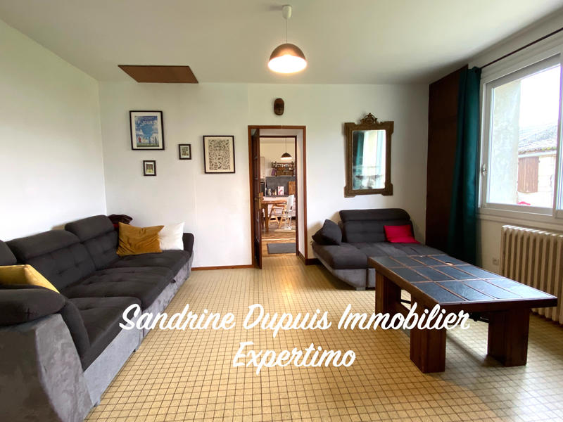 Maison - 205 m² - 9 pièces