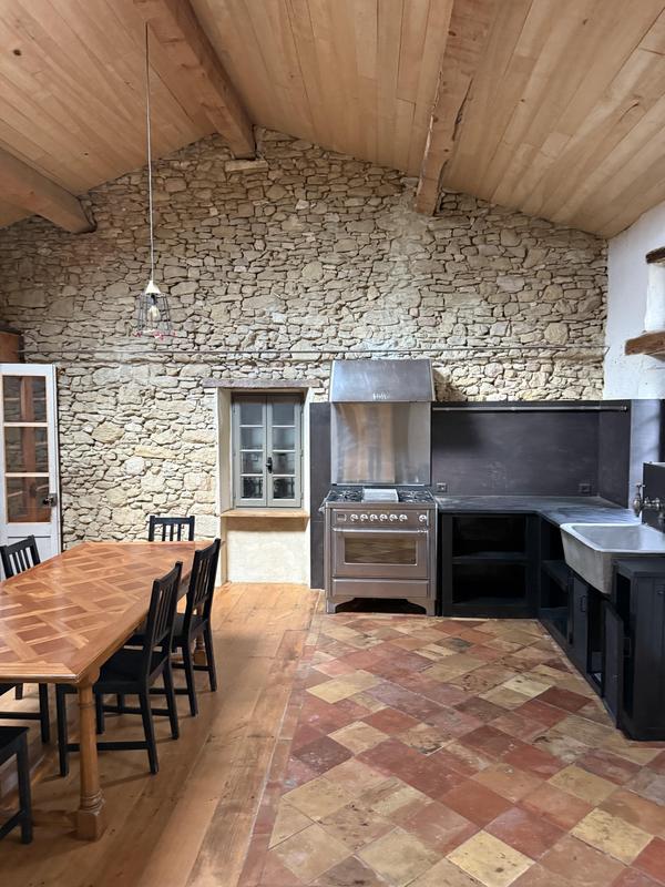 Maison - 258 m² - 6 pièces