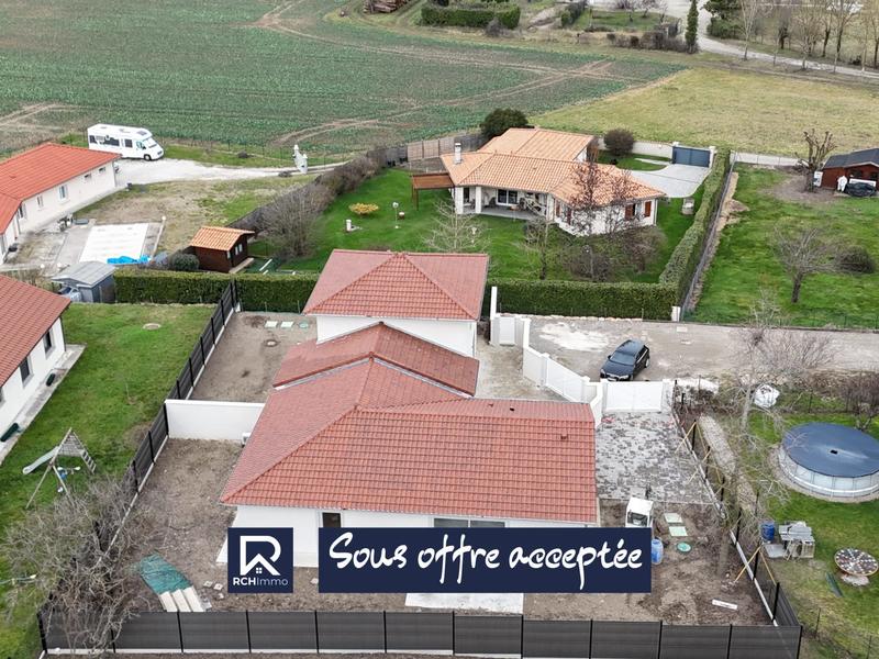 Maison - 99 m² - 4 pièces