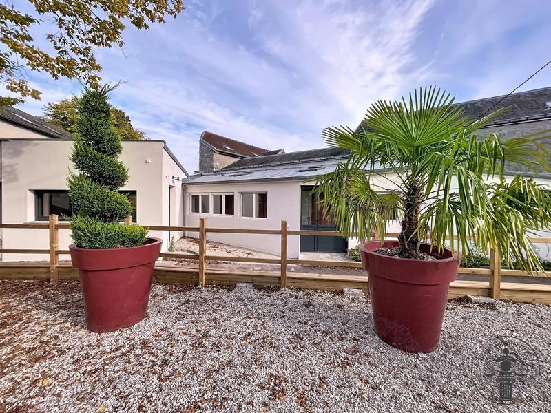 Bureau - 14 m² - 1 pièce