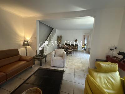 Maison de village - 138 m² - 6 pièces