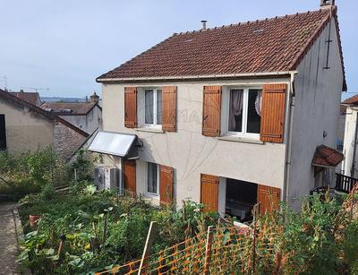 Maison - 115 m² - 7 pièces