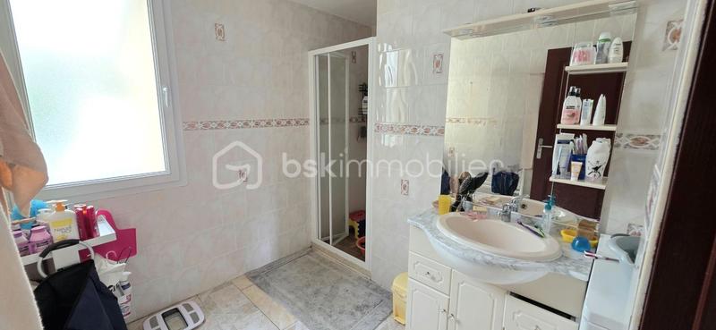 Maison - 263 m² - 10 pièces