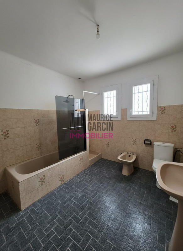 Maison - 161 m² - 6 pièces