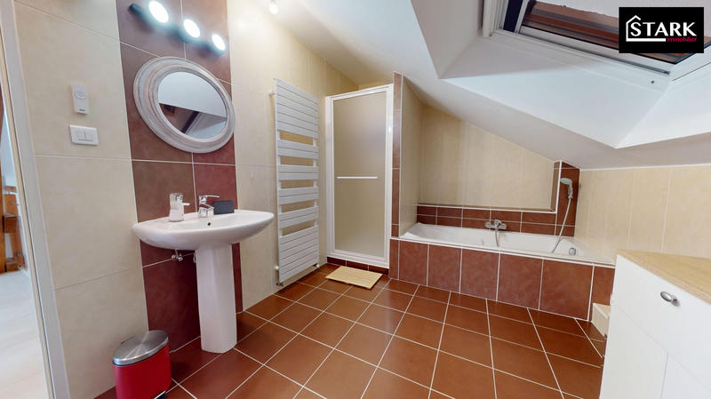 Duplex - 131 m² - 6 pièces