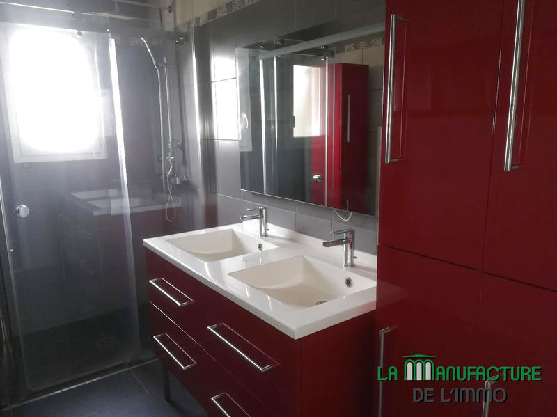 Maison - 121 m² - 5 pièces