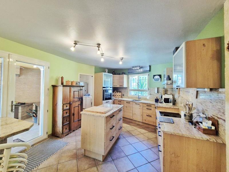 Maison - 130 m² - 6 pièces