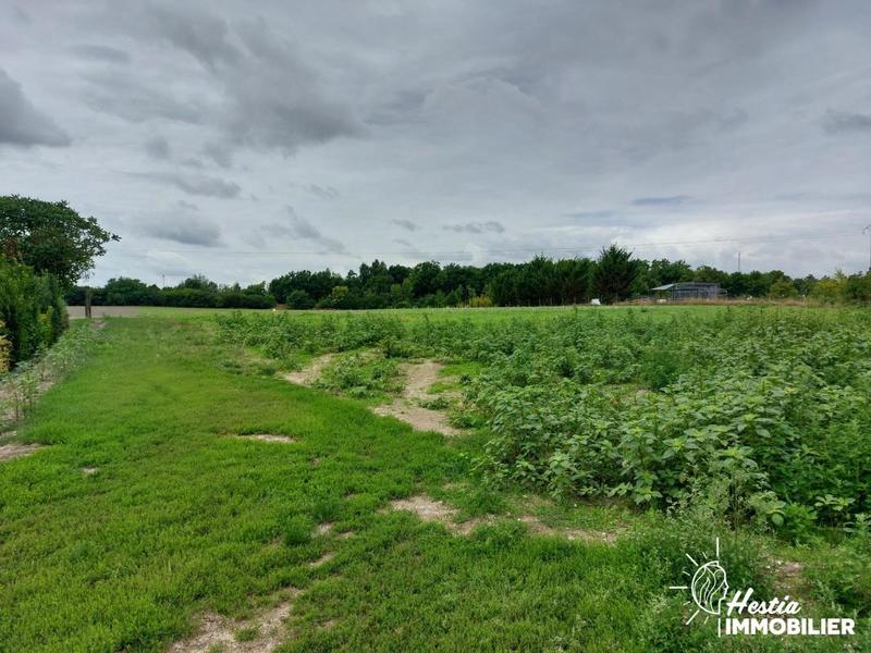 Terrain constructible - 600 m²