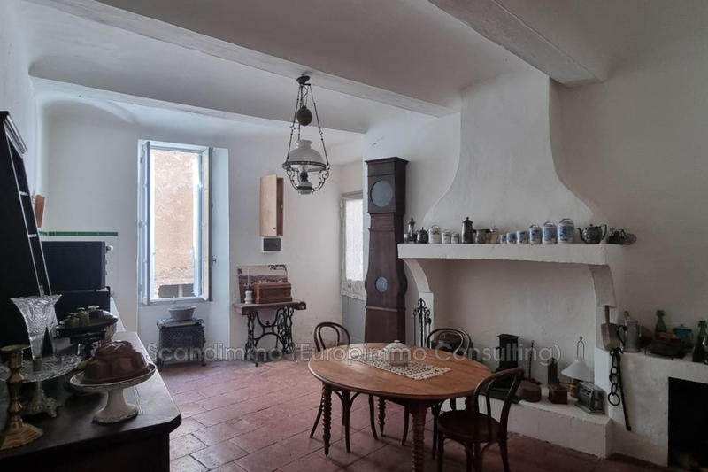 Maison - 142 m² - 7 pièces