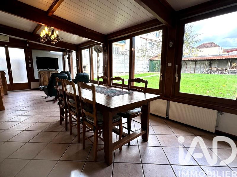 Maison - 142 m² - 6 pièces