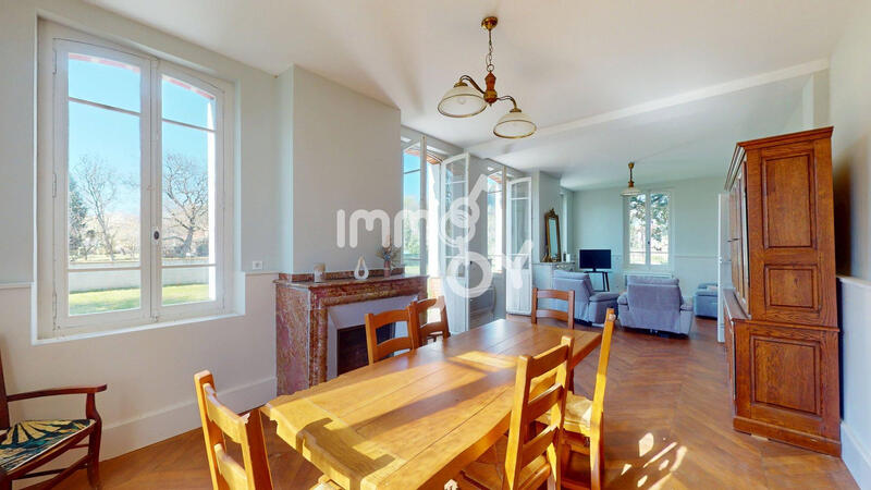 Maison - 178 m² - 7 pièces