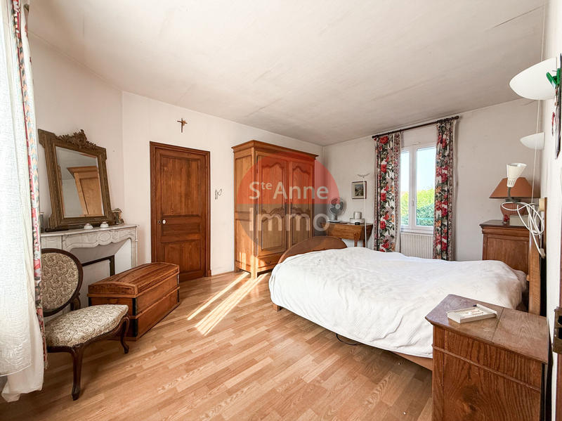 Maison - 203 m² - 7 pièces