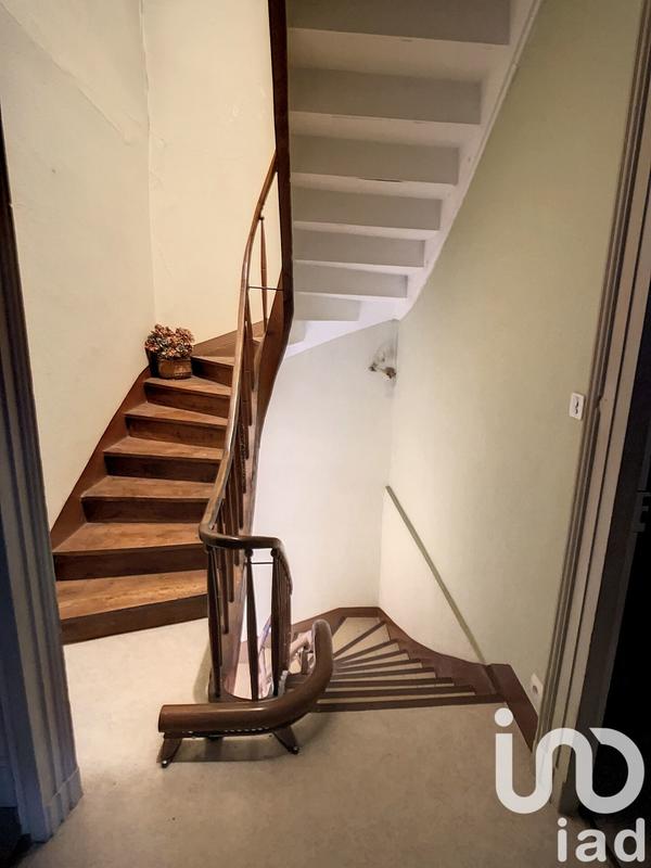 Maison de village - 225 m² - 10 pièces