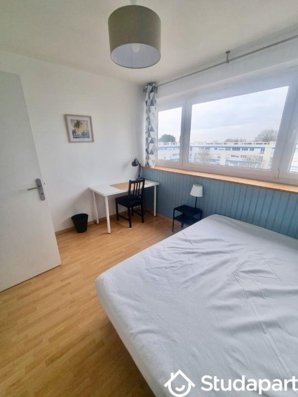 Chambre - 10 m² - 1 pièce