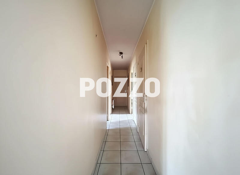 Maison - 95 m² - 4 pièces