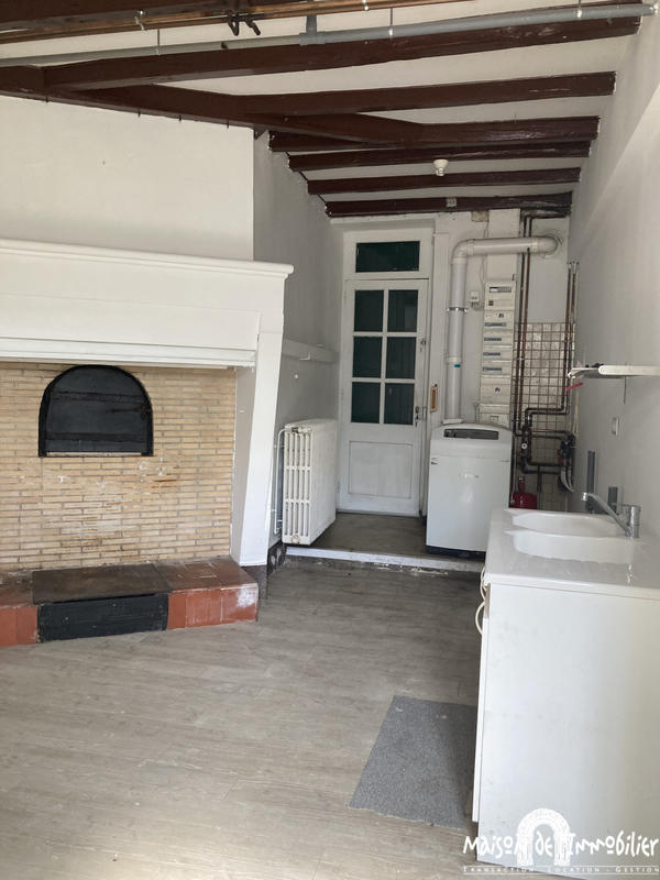 Maison - 220 m² - 5 pièces