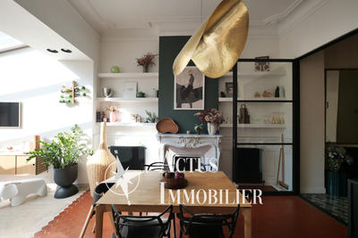 Maison - 182 m² - 7 pièces