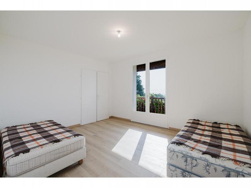 Maison - 239 m² - 7 pièces