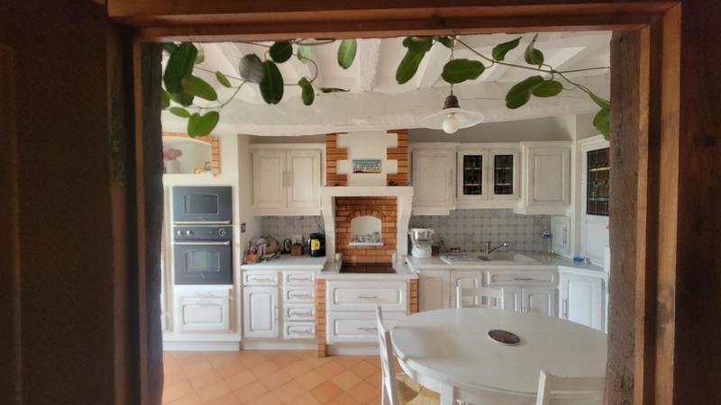 Maison - 195 m² - 9 pièces