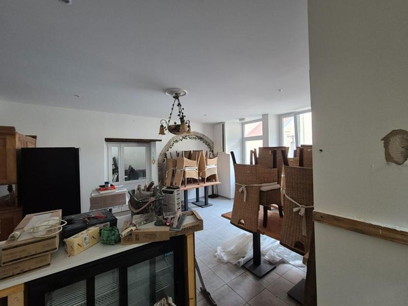 Local d'activité / Entrepôt - 180 m²