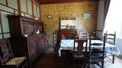 Maison - 380 m² - 20 pièces