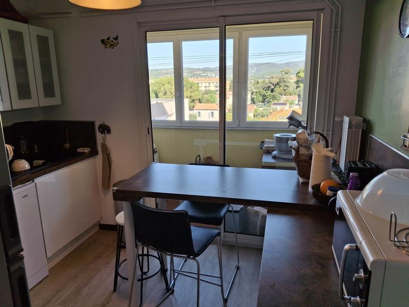 Appartement - 90 m² - 3 pièces