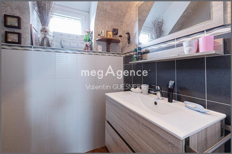 Maison - 164 m² - 7 pièces