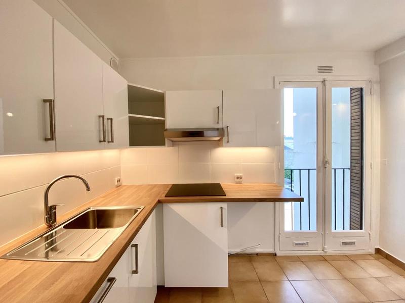 Appartement - 94 m² - 4 pièces