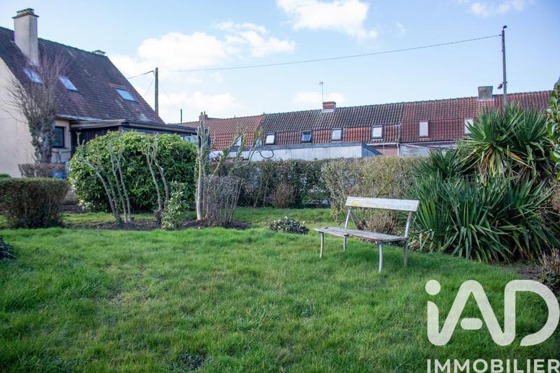 Maison - 300 m² - 13 pièces