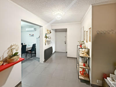 Appartement - 75 m² - 4 pièces