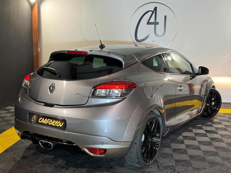 Renault Mégane 3 Rs Pack Luxe 2.0 Turbo 16v 250ch Sièges chauffants électriques, Système son Bose, Radars de recul