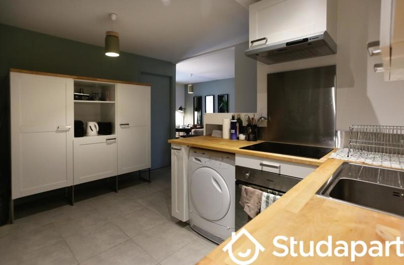 Chambre - 12 m² - 1 pièce