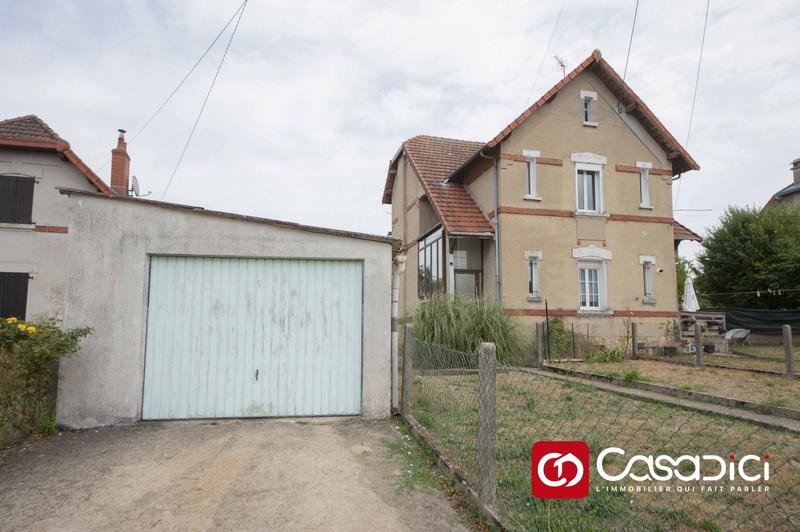 Maison - 98 m² - 6 pièces