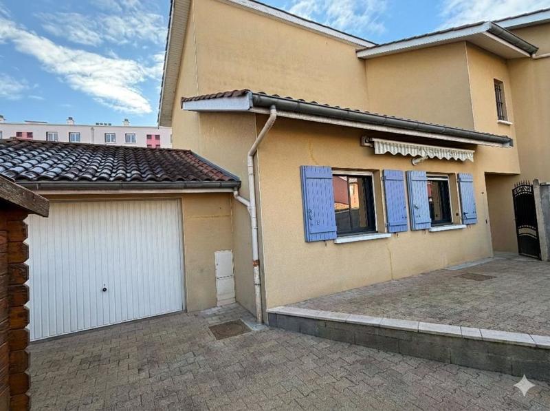 Maison - 79 m² - 4 pièces