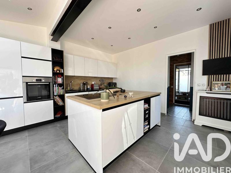 Maison - 103 m² - 6 pièces