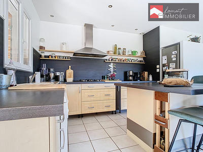 Maison - 104 m² - 4 pièces